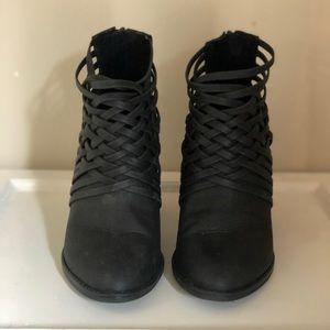 Black booties ankle boots size 8